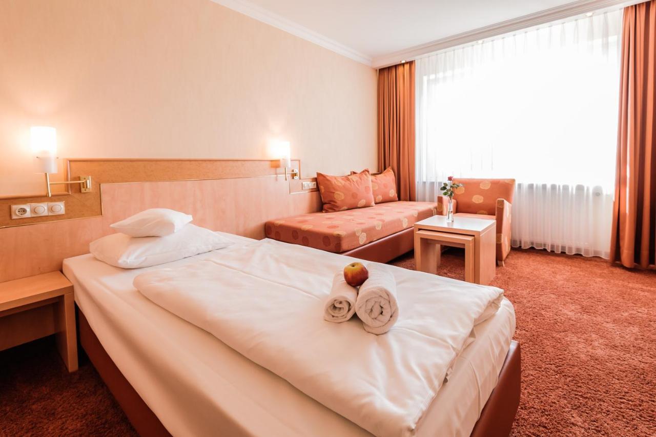 Hotel An Der Linah Garni Buxtehude Eksteriør billede